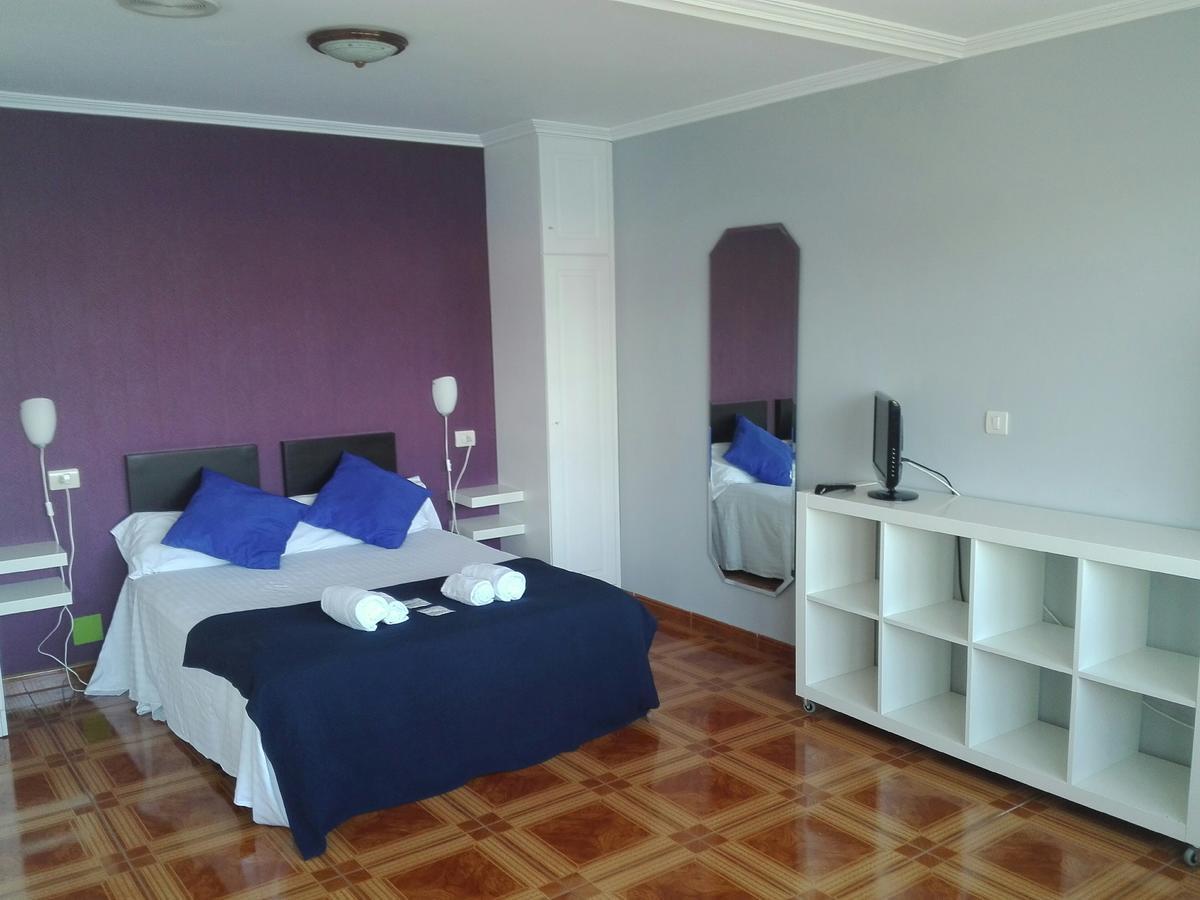 ApartHotel Corcubión Playa de Quenxe Exterior foto
